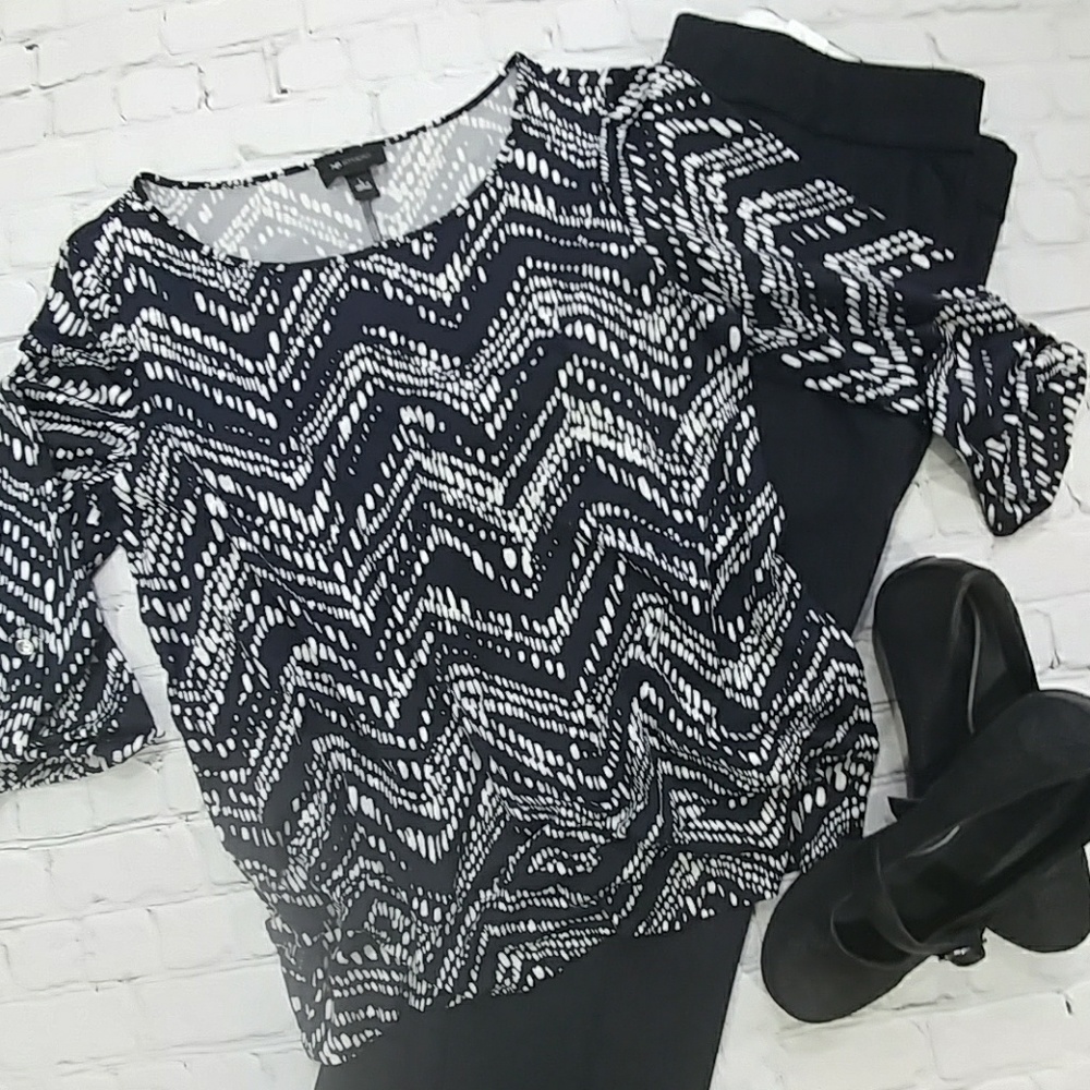 NWOT AB Studio 3/4 Sleeve Blouse